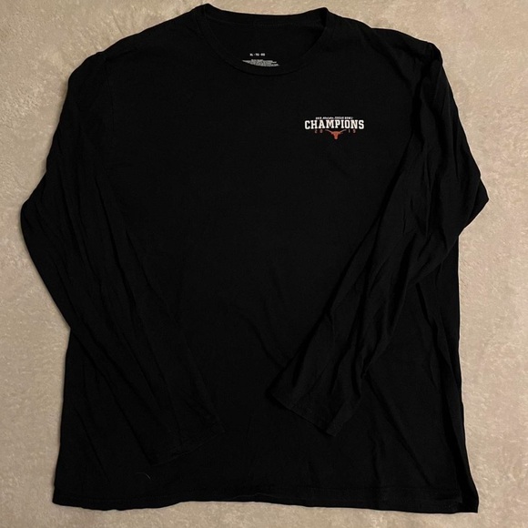 UT long sleeve (XL) - Picture 3 of 3
